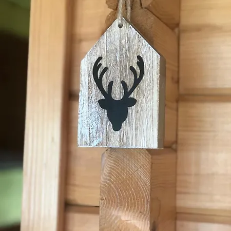 Sfeervolle Blokhut אתר קמפינג *